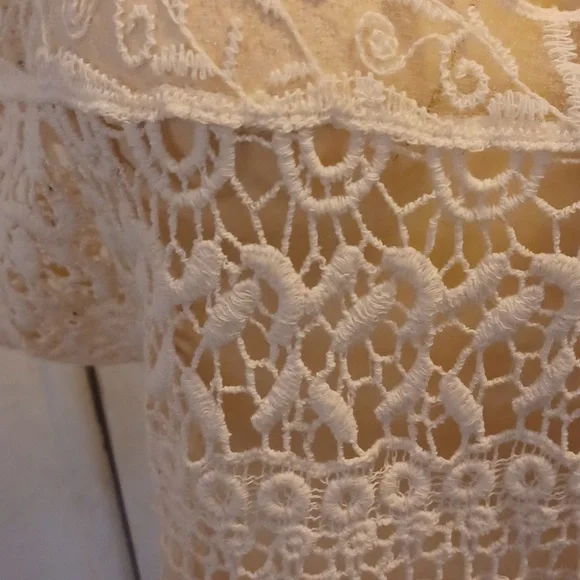 Top - Picture 2 of 2